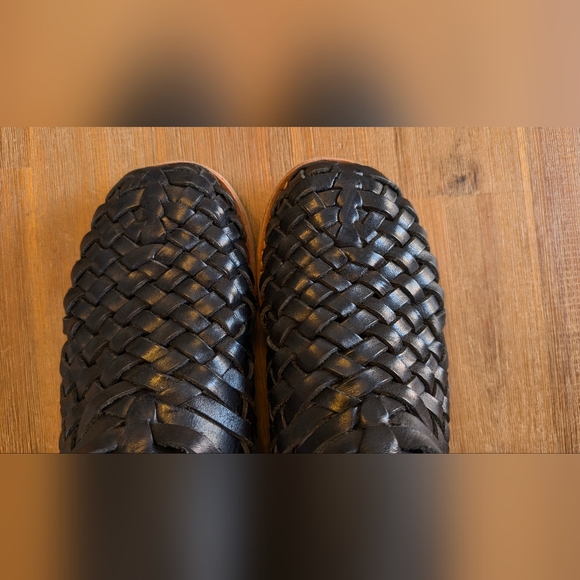 Brand X Huaraches® Handwoven Leather Black Sandal Flat Size 8.5 - Picture 6 of 11